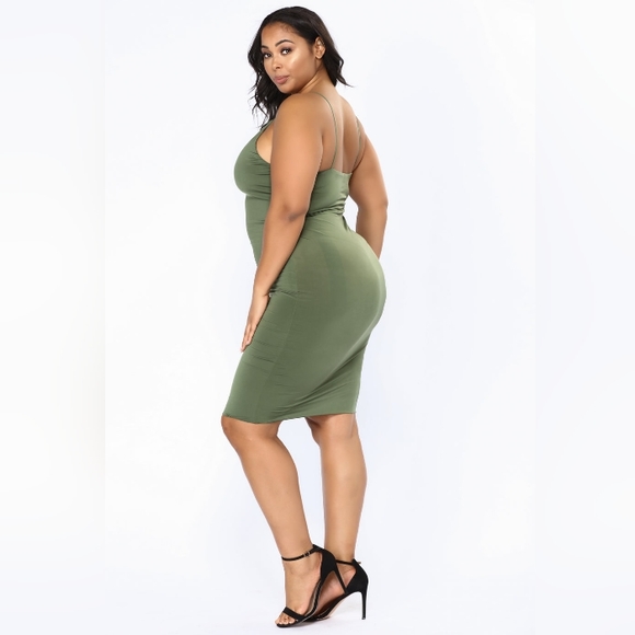 Fashion Nova Anne Marie Midi Dress - Picture 3 of 6